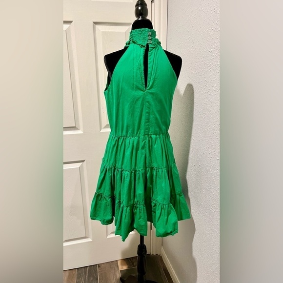 Alexia Admor ~ Green Smocked Neck Trapeze ~MOLLY DRESS $245 size 2 halter - Picture 6 of 14